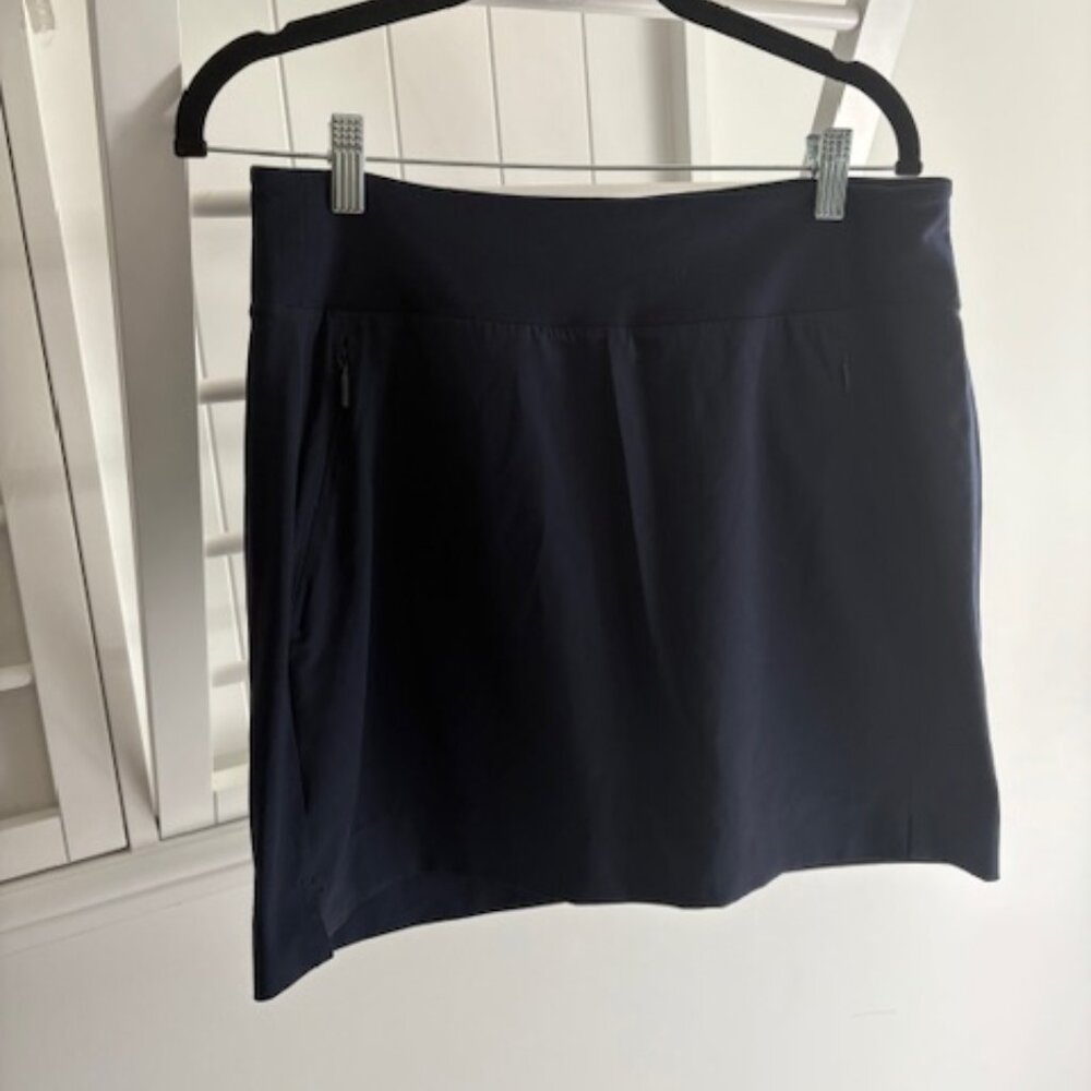 Athleta Navy Run with It Skort